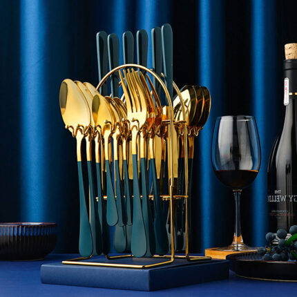Juego de vajilla y cubiertos dorados de acero inoxidable (cuchillo, tenedor y cuchara); set de cubiertos de lujo con soporte de almacenamiento, apto para lavavajillas.