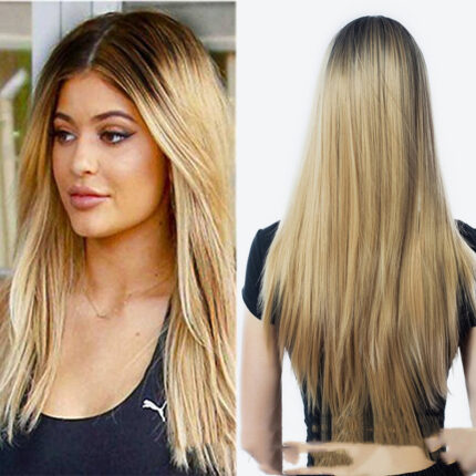 Cabello largo y liso con degradado de color desde la raíz (mechas medias y grandes)