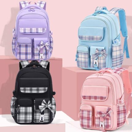 Mochila infantil ligera, de gran capacidad, con protección para la columna y diseño que reduce la carga.